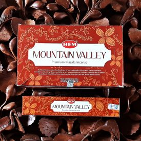 HEM Mointain Valley-Hegyek Völgyek  Füstölő